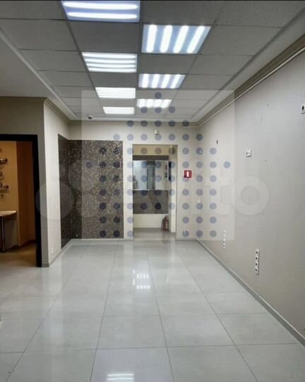 Коммерция 40 кв. м., трафик