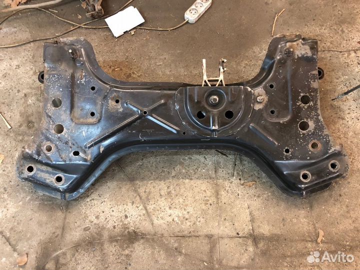 Подрамник Peugeot Boxer 250