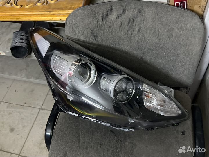 Фара правая kia sportage 4 галоген