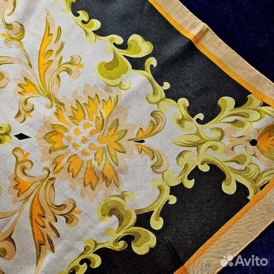 Винтажный шелковый платок 1970е годы