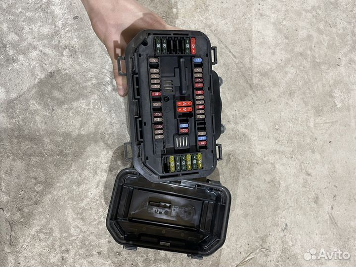 Блок предохранителей bmw f30