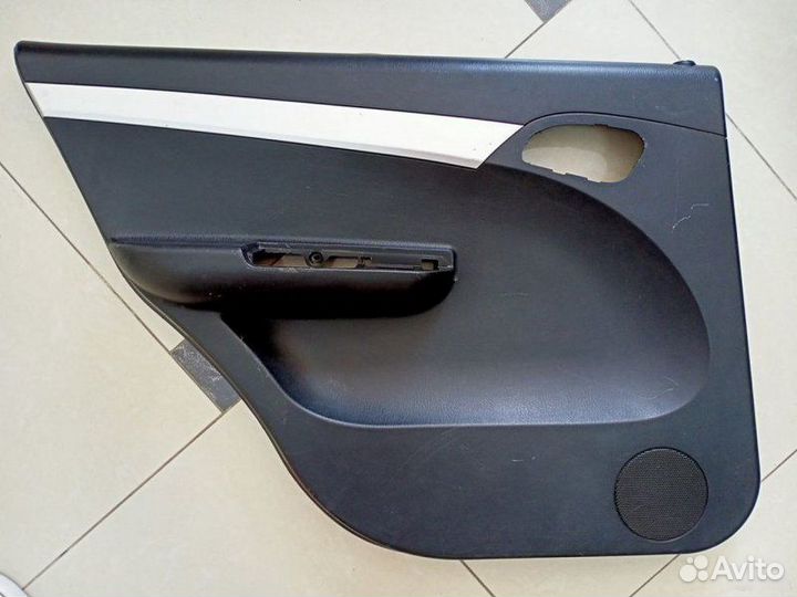 Обшивки дверей задние Lifan Breez хетчбек LF481Q3