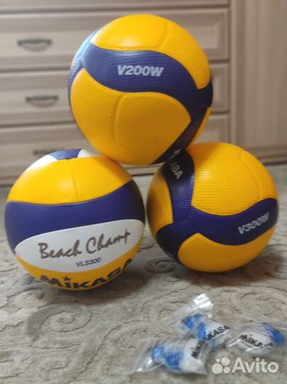 Волейбольный мяч Mikasa v200w