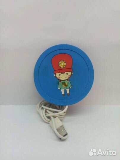 Подставка для поддержания напитков тёплыми