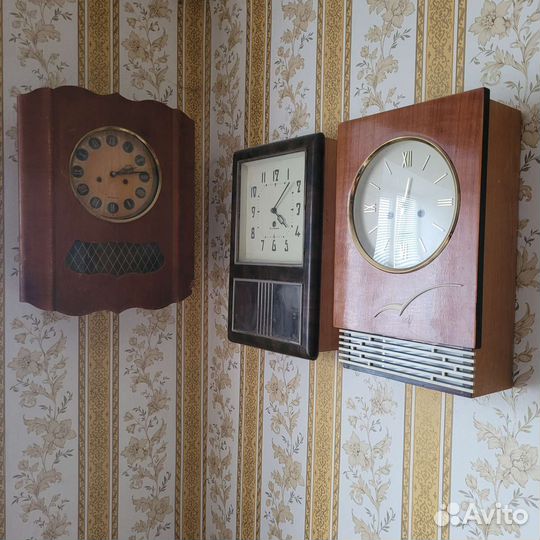 Старинные настенные часы