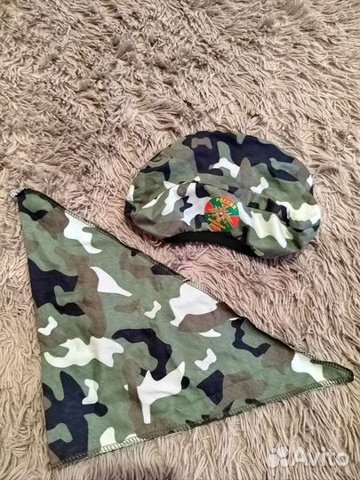 Бескозырка и гюйса погран.войска