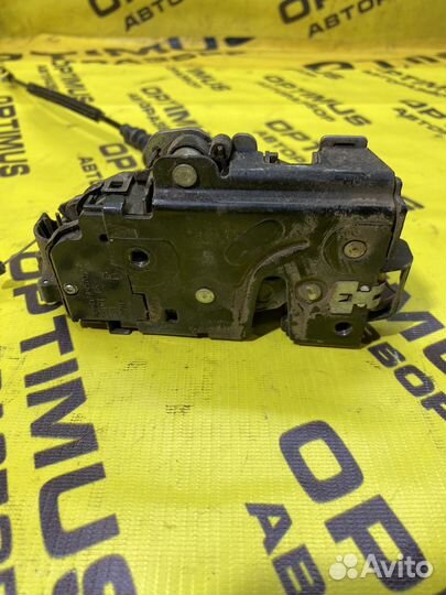 Замок передней правой двери Skoda Octavia A5 BSE