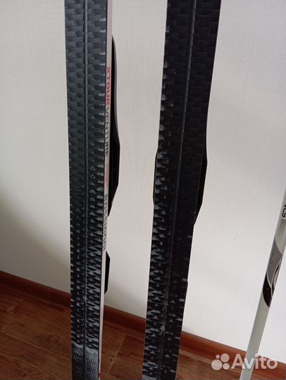 Rossignol лыжи беговые с креплениями Fisher