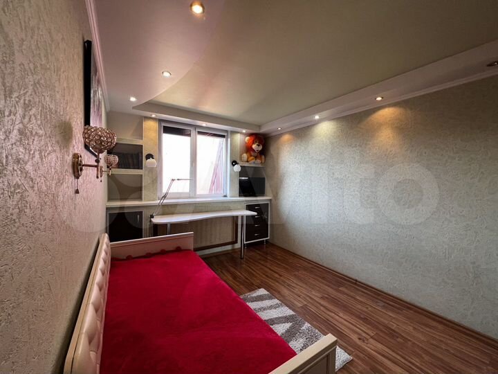 3-к. квартира, 77,4 м², 10/10 эт.