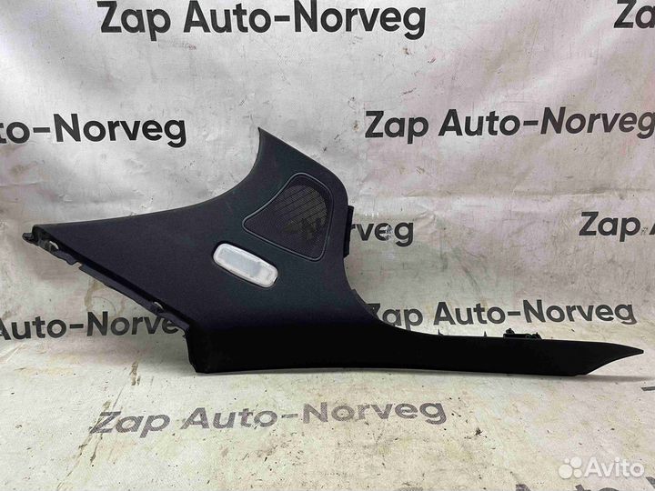 Пластик салона Mercedes CLS W218