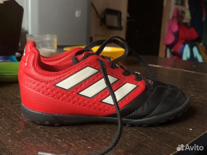 Футбольные кроссовки adidas оригинал