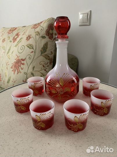 Графин со стопками