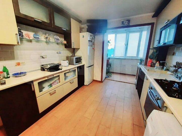 3-к. квартира, 84 м², 3/5 эт.