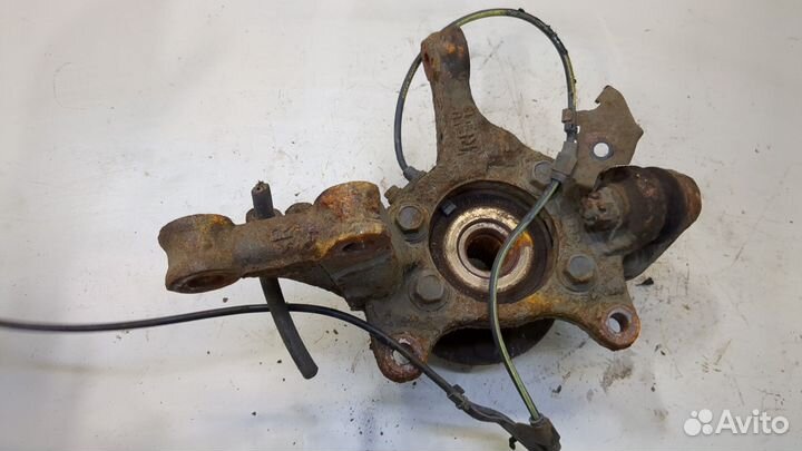 Ступица (кулак, цапфа) правая передняя Toyota Auris E18 2012