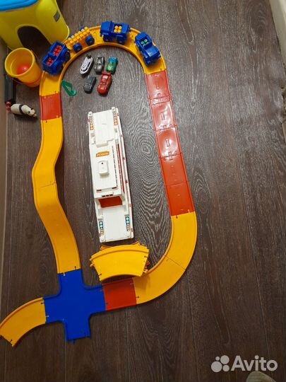 Игрушки