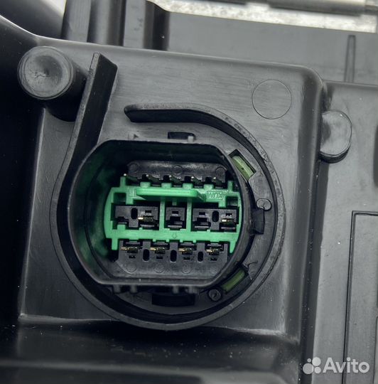 Фара правая changan uni k