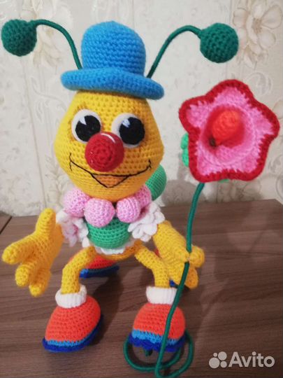 Связанная гусеница