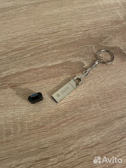 USB флешка на 32гб