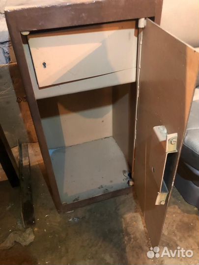 Сейф Железный (ящик бухгалтерский)