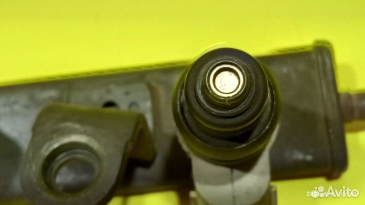 Рампа топливная для Mitsubishi Colt Z36