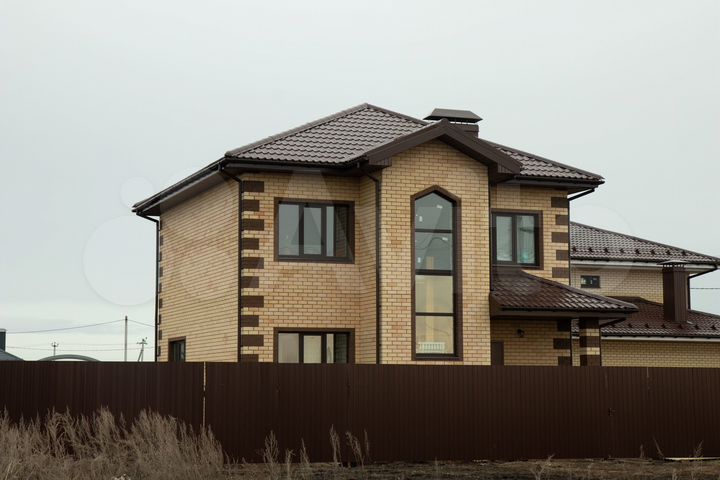 Дом 135 м² на участке 9 сот.