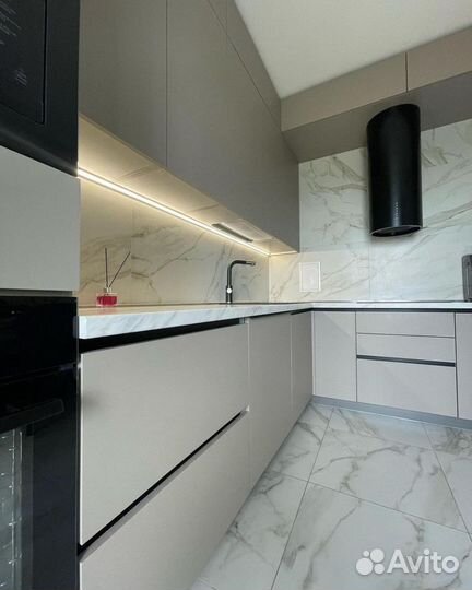 Кухня угловая на заказ