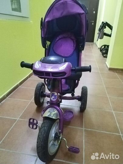 Трехколесный велосипед с родительской ручкой