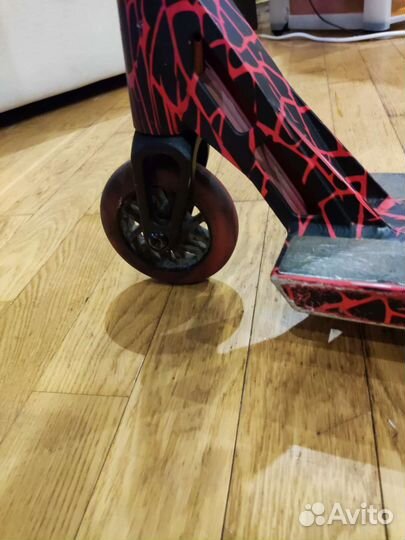 Трюковой самокат