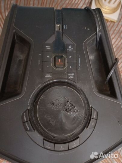 Колонка музыкальная центр Lg