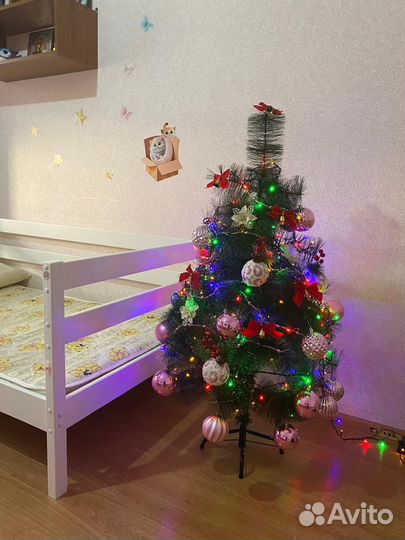 Елка искусственная