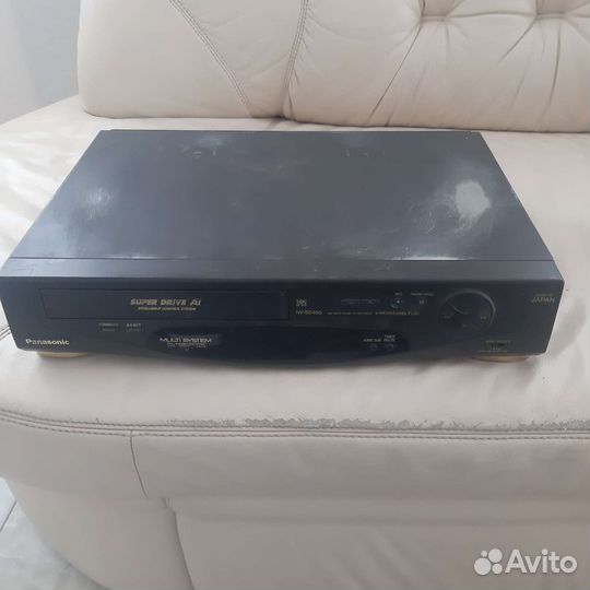 Видеомагнитофон panasonic