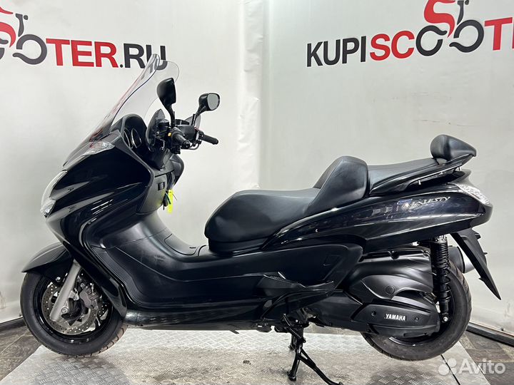 Максискутер Yamaha Majesty 400