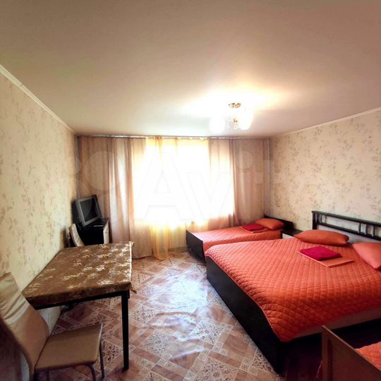 2-к. квартира, 40 м², 4/9 эт.