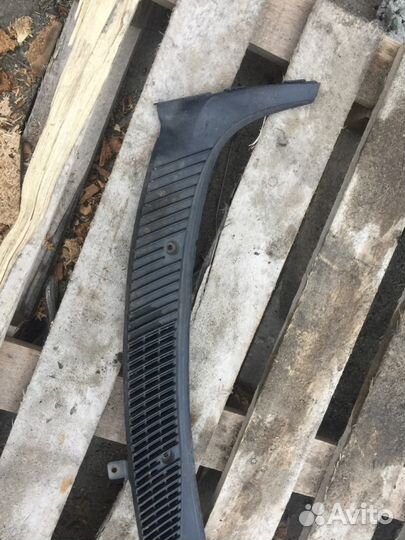 Лада Калина жабо дворников