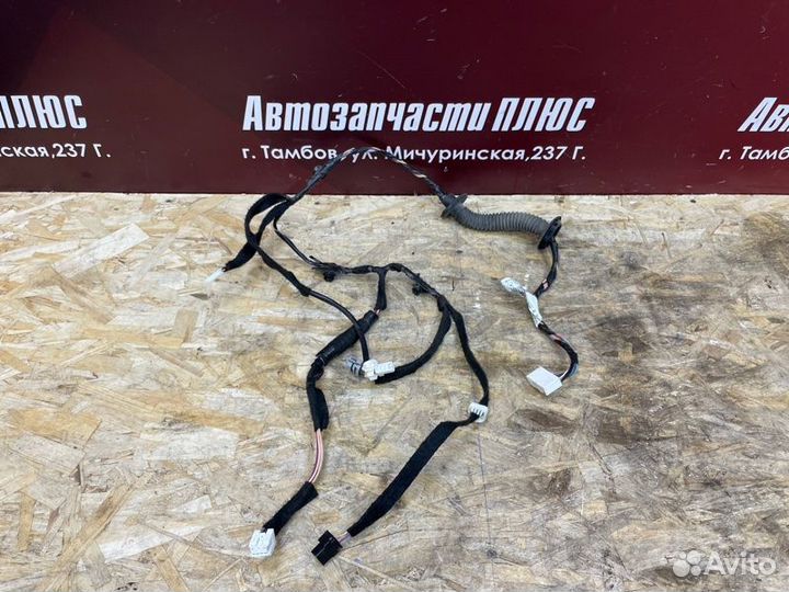 Проводка двери передняя правая Renault Duster