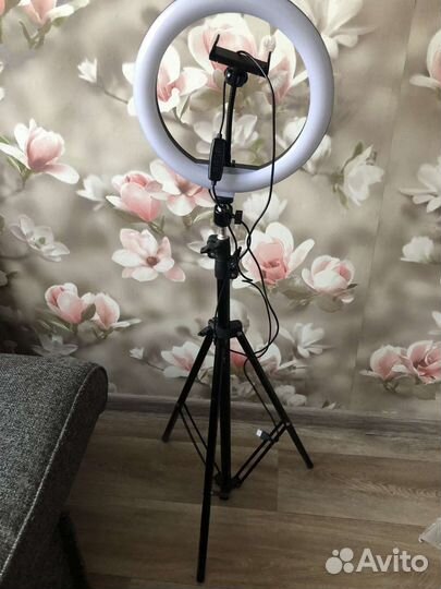 Кольцевая лампа