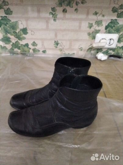 Полусапожки женские 40 размера натуральная кожа