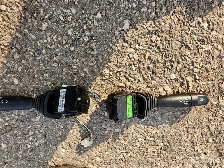 Подрулевой переключатель света Chevrolet Spark M