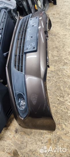 Передний бампер Volkswagen Jetta 6 в сборе