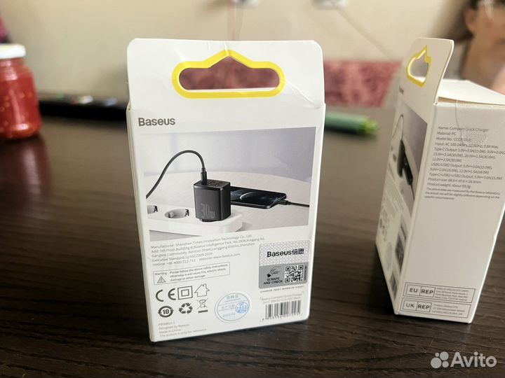Зарядное устройство baseus 30W