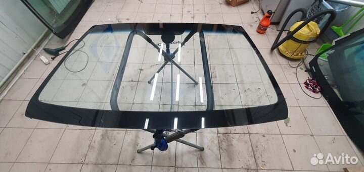 Лобовое стекло Хендай Солярис