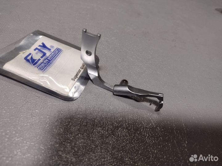 Лапки juki для втачивания молний правые