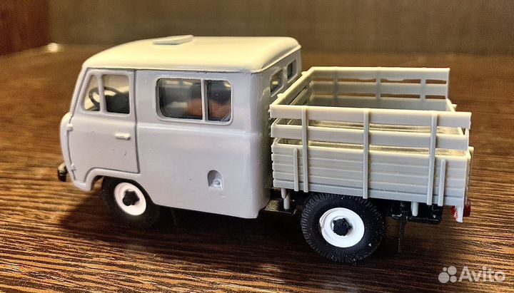 Модель УАЗ 39094 фермер метал без тента серый ussr