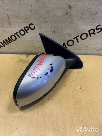 Зеркало Volvo V70 P2 заднего вида правое