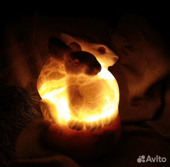 Светильник (ночник) СССР мрамор зайцы