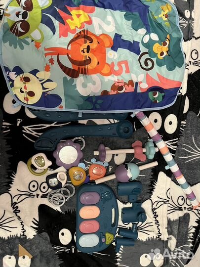 Развивающий коврик