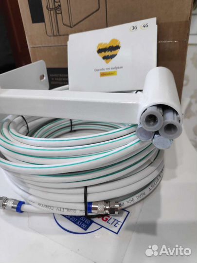 Комплект для интернета 4g b525