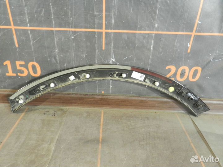 Накладка крыла заднего правого - Audi Q7 4M