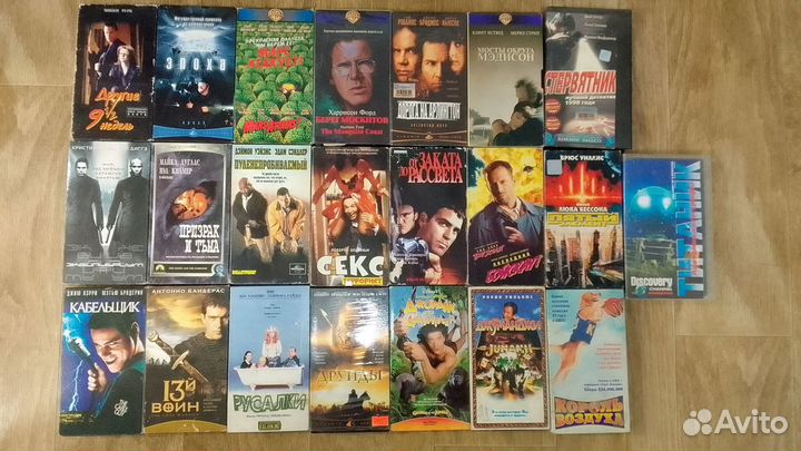 Видеокассеты с фильмами. Лицензия