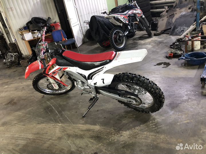 Продам мотоланд xr 250